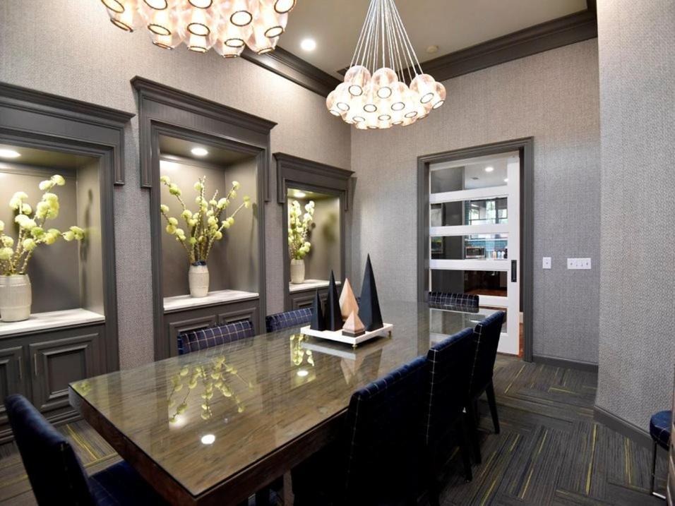 Lavish Apartment Near Houston Medical Centre Bagian luar foto